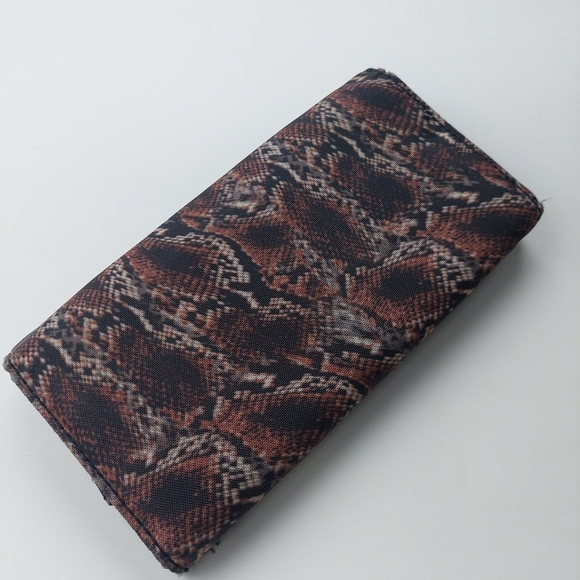 Kipling Long Wallet Animal Print Checkbook holder (Bag C) - Picture 5 of 5